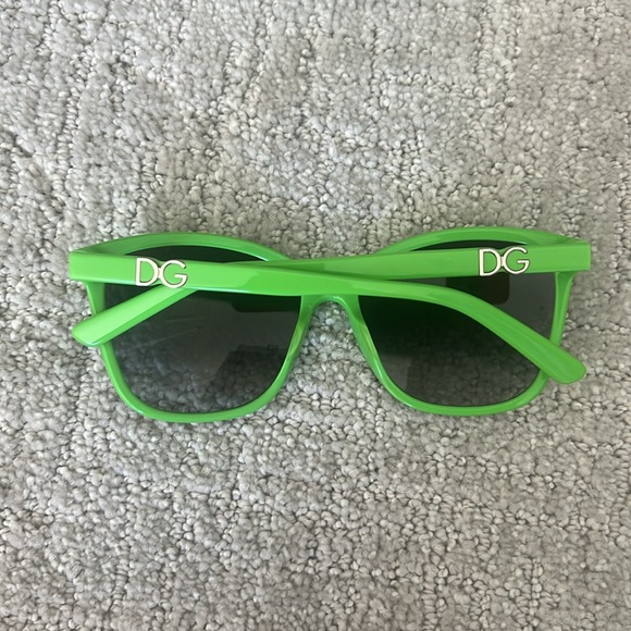 NWOT [Dolce and Gabbana] DG4170PM Green with Case - Picture 6 of 8